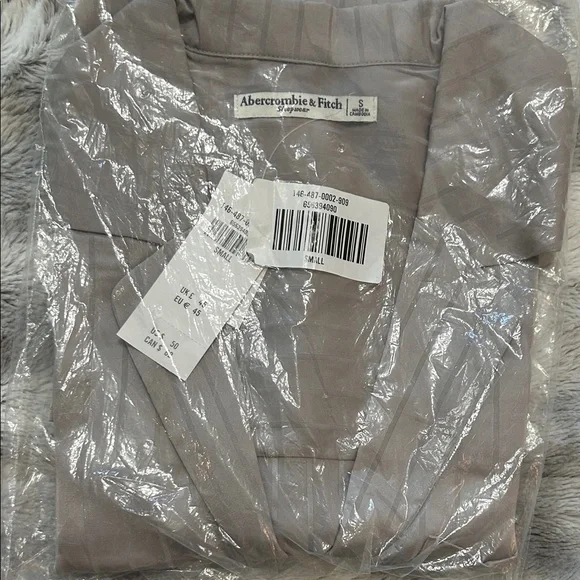 Abercrombie & Fitch Sleep Shirt - Picture 1 of 1